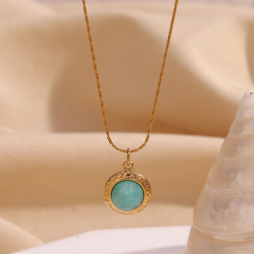 Amazon Stone Pendant Necklace - Zafinne Jewelry