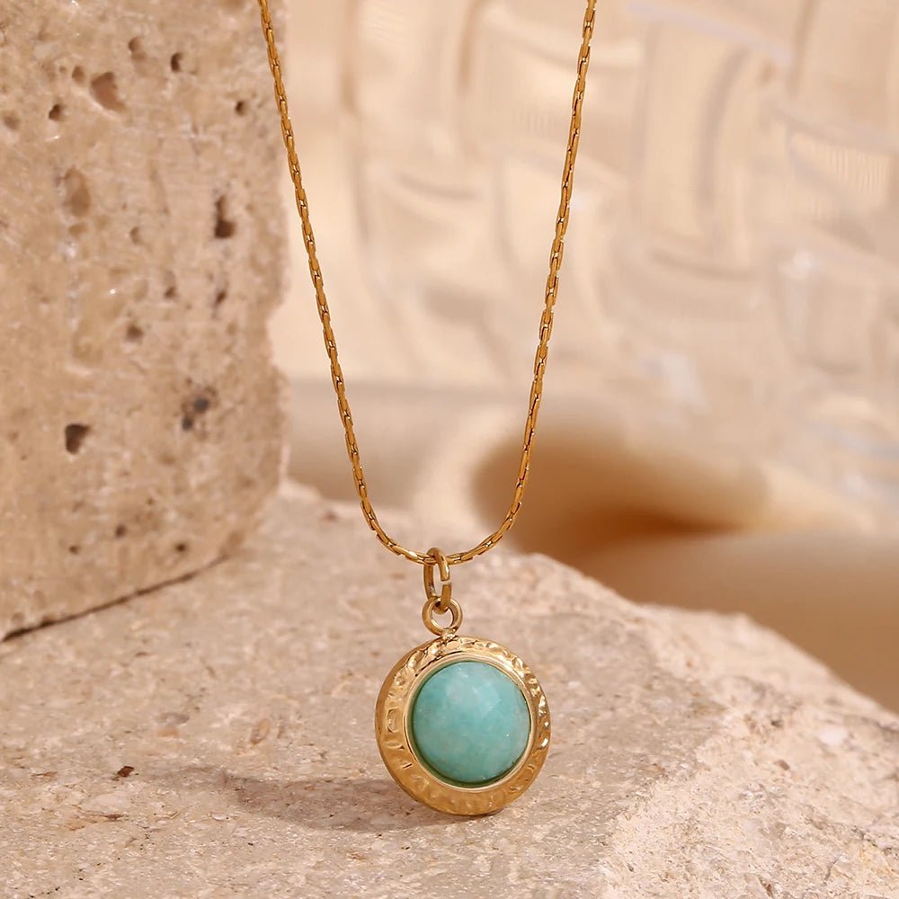 Amazon Stone Pendant Necklace - Zafinne Jewelry