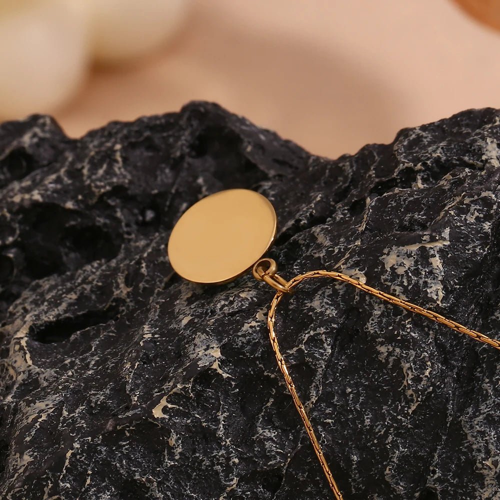 Amazon Stone Pendant Necklace - Zafinne Jewelry