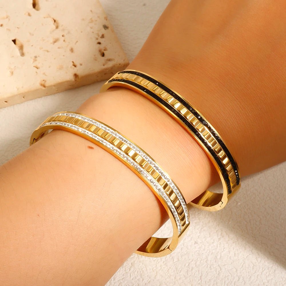 Crystal Black and White Bangle Bracelet - Zafinne Jewelry