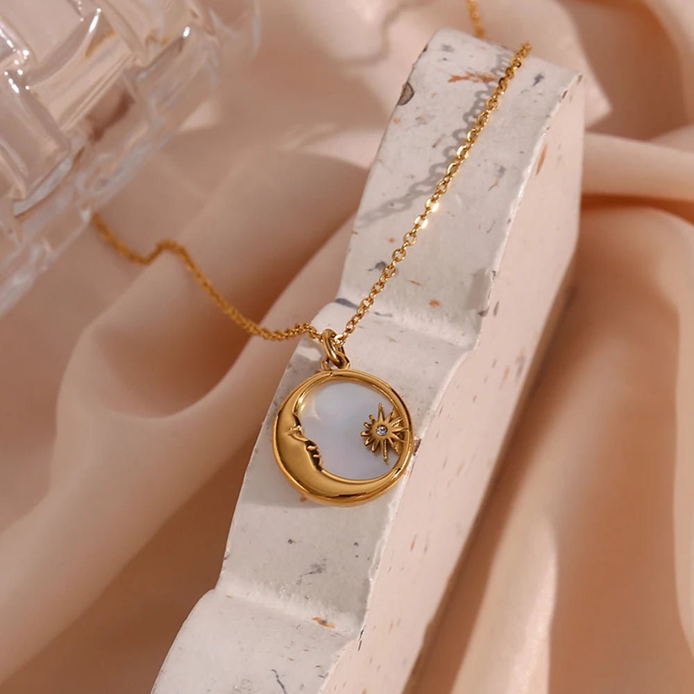 Eden Bloom Mother of Pearl Necklace - Zafinne Jewelry