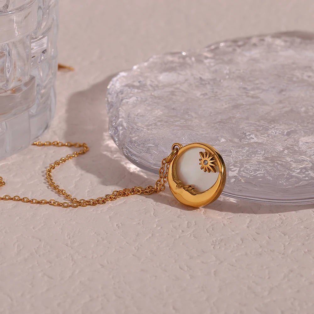 Eden Bloom Mother of Pearl Necklace - Zafinne Jewelry