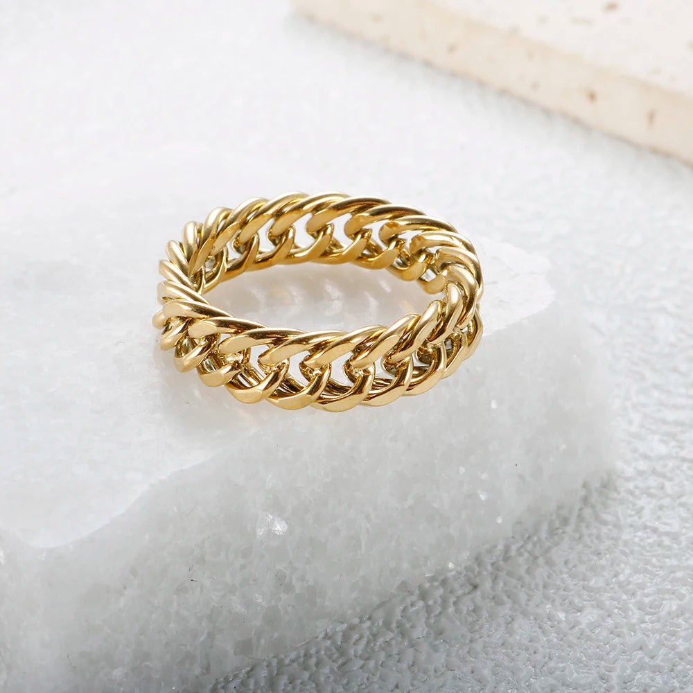 Ring Chain Curb Link Gold - Zafinne Jewelry