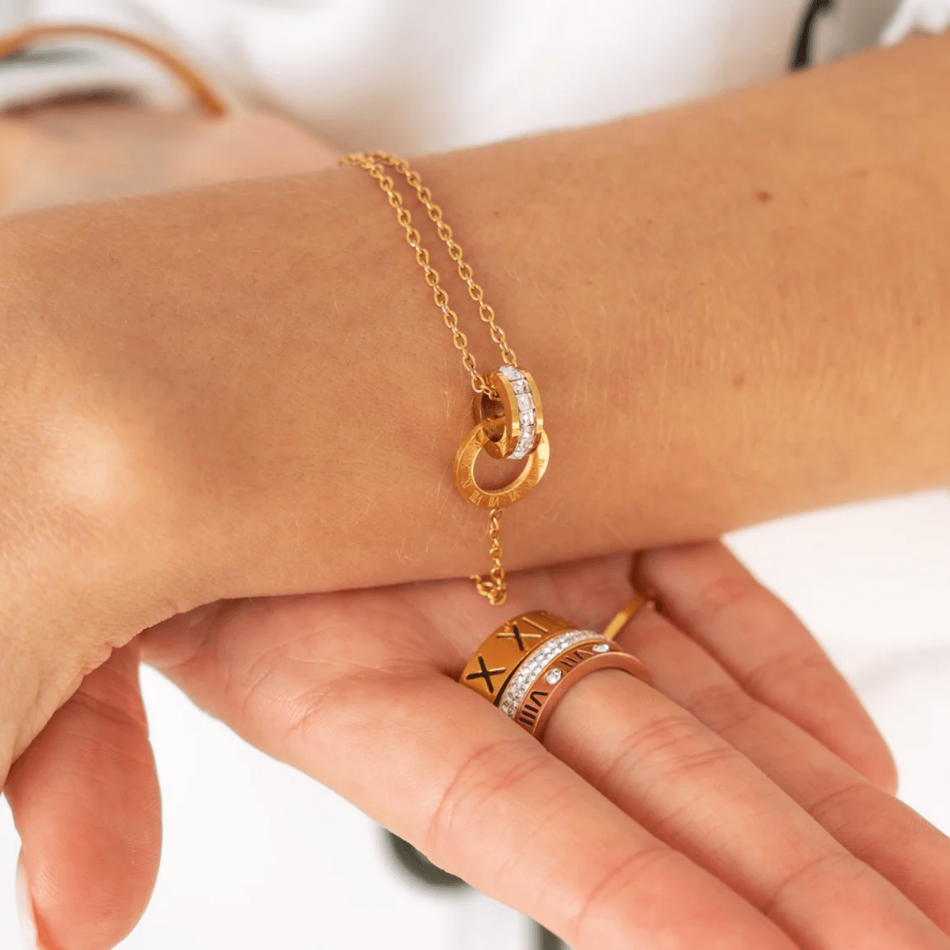 Roman Numerals Bracelet - Zafinne Jewelry