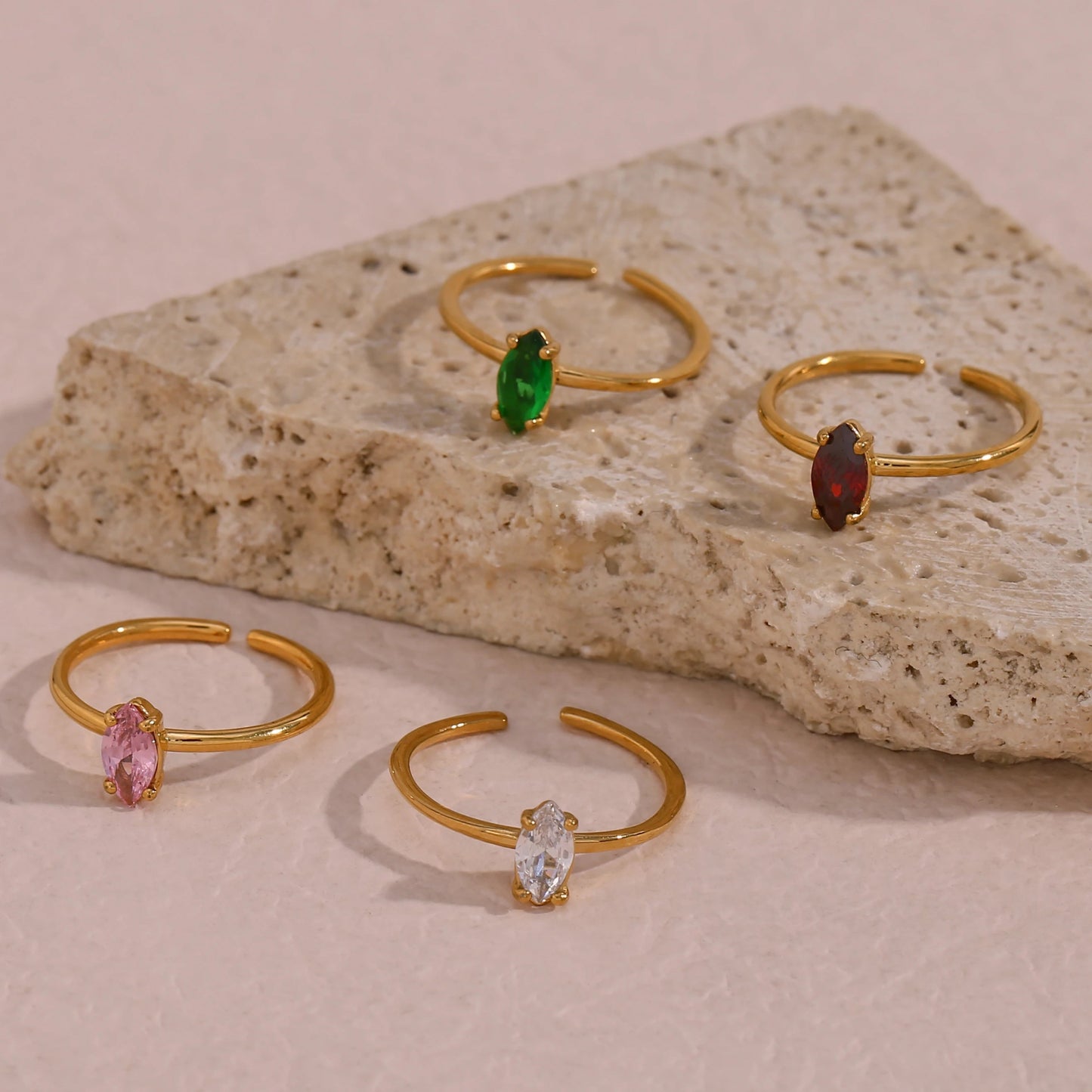 Shiny Oval Zircon Ring - Zafinne Jewelry