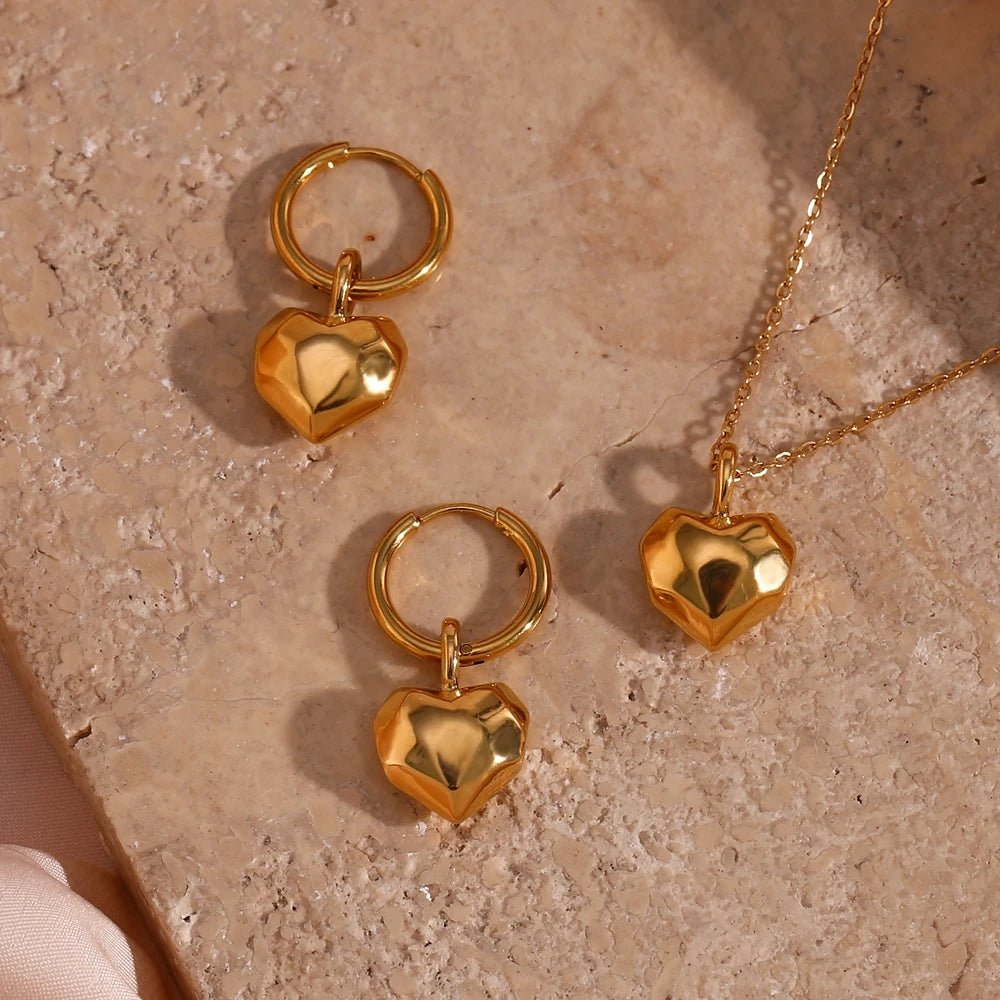 Solid Cutted Heart Hoop Earrings - Zafinne Jewelry