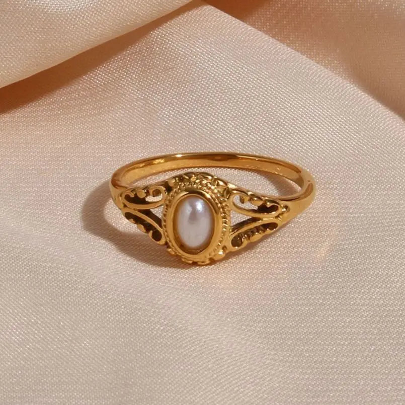 Vintage Freshwater Pearl Ring - Zafinne Jewelry