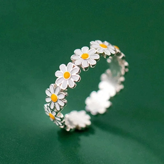 Daisy Flower Adjustable Ring