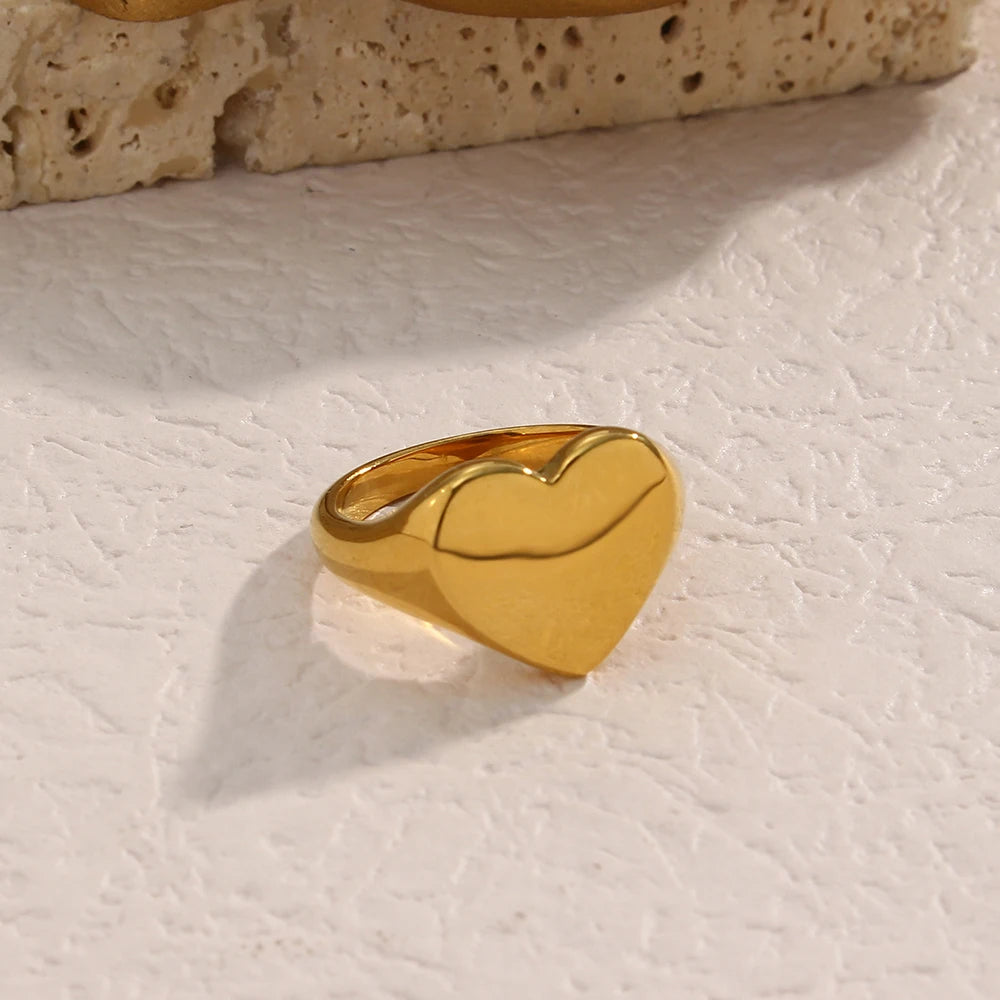 Wide Heart Ring