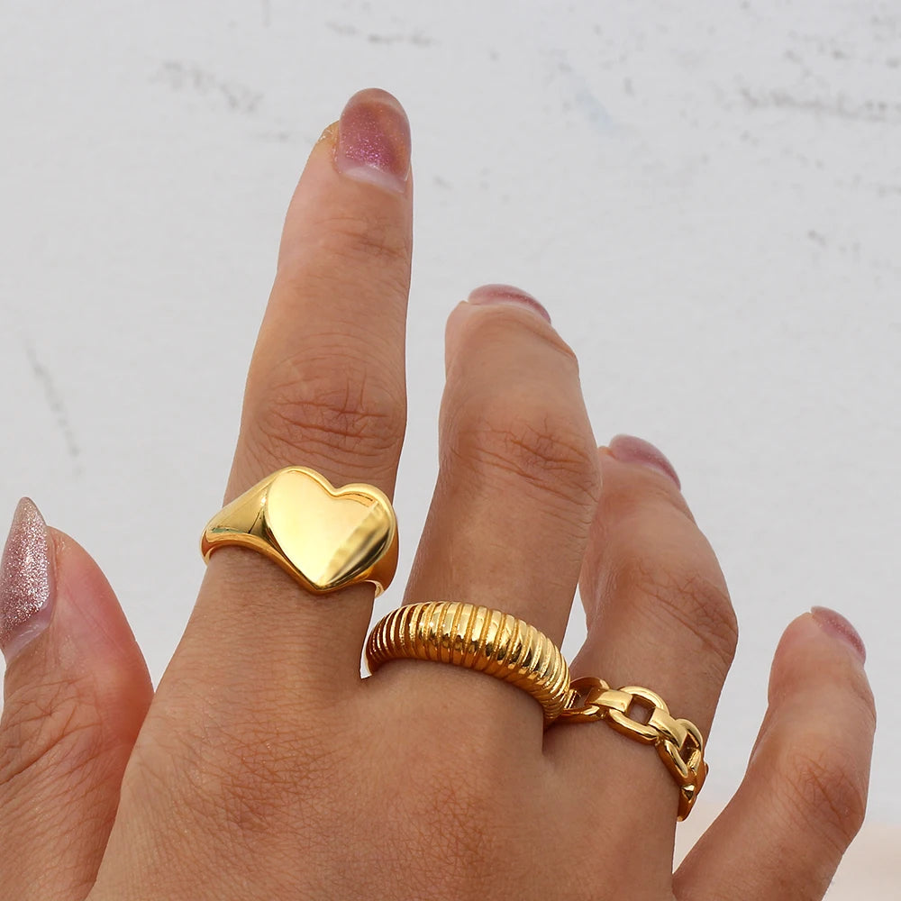 Wide Heart Ring