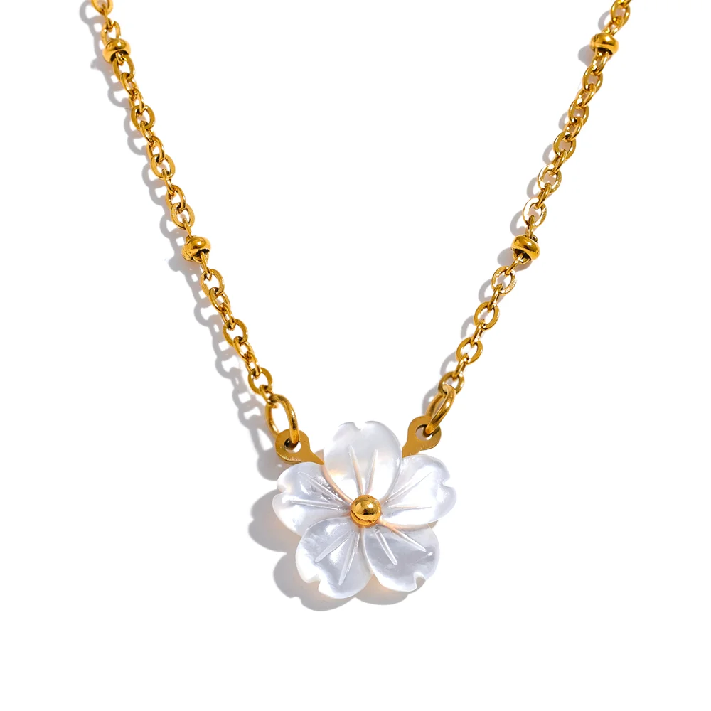 Natural Shell Flower Pendant Necklace