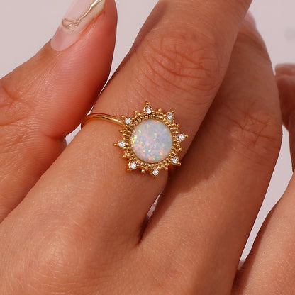 Weiße Ringe aus natürlichem Opalstein