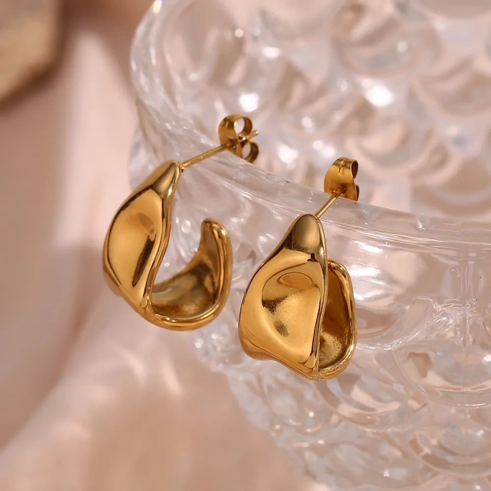 Geometric Earrings Gold