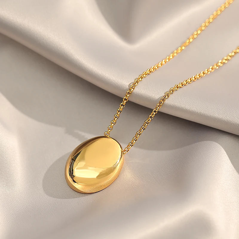 Oval Pendant Necklace