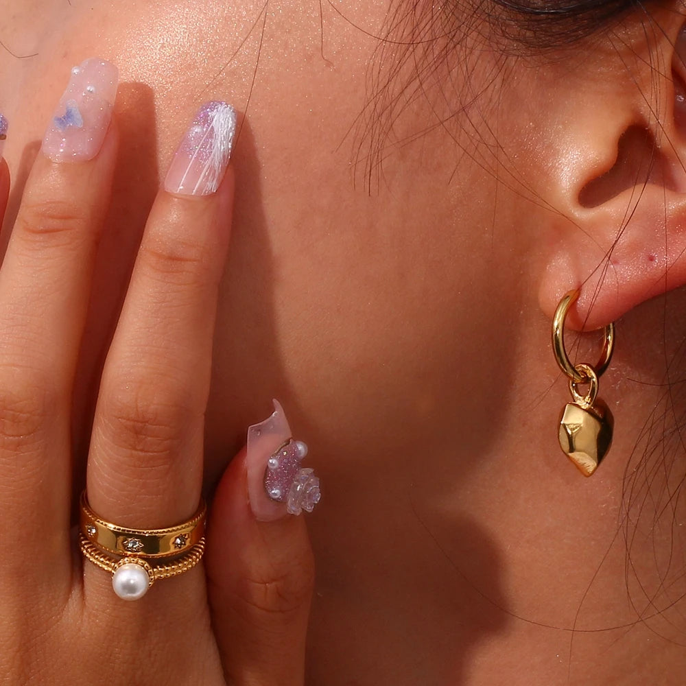 Solid Cutted Heart Hoop Earrings