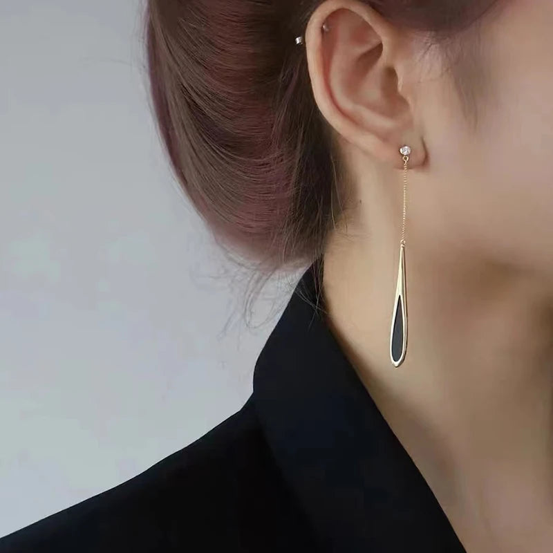 Black Drop Long Earrings