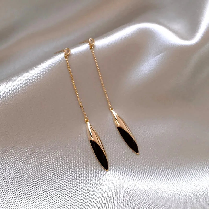 Black Drop Long Earrings