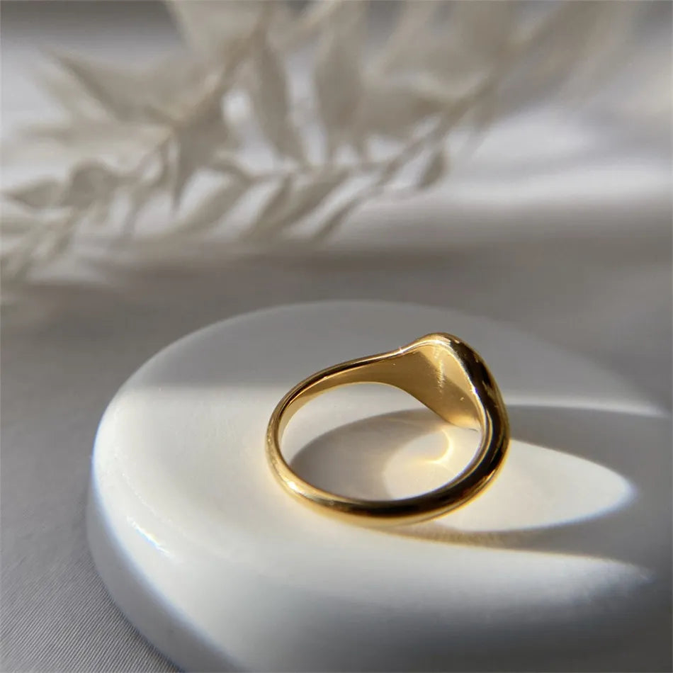 Round Wave Ring