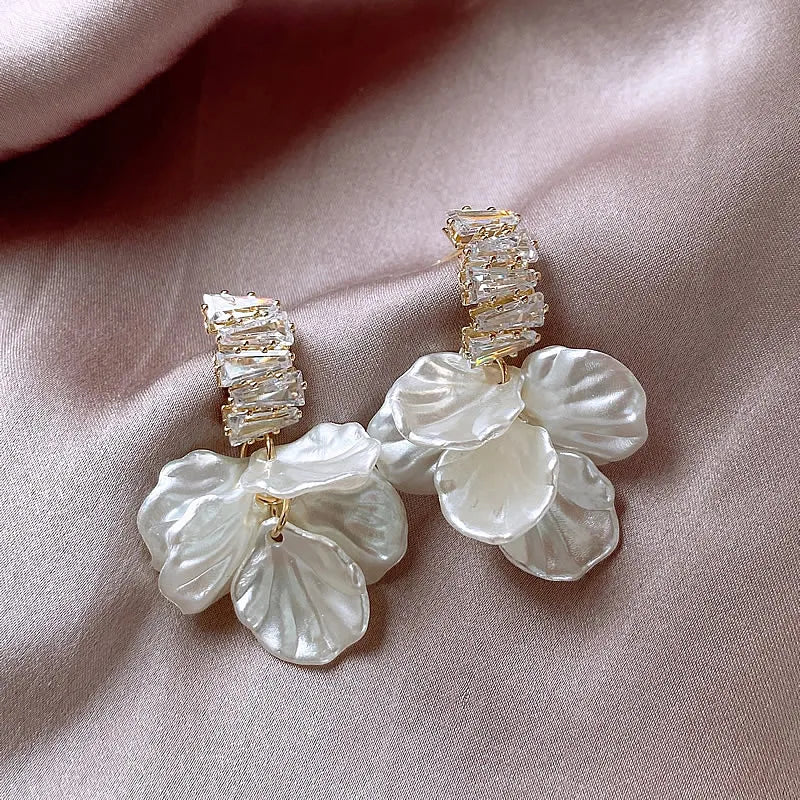 Shell White Flower Petal Earrings