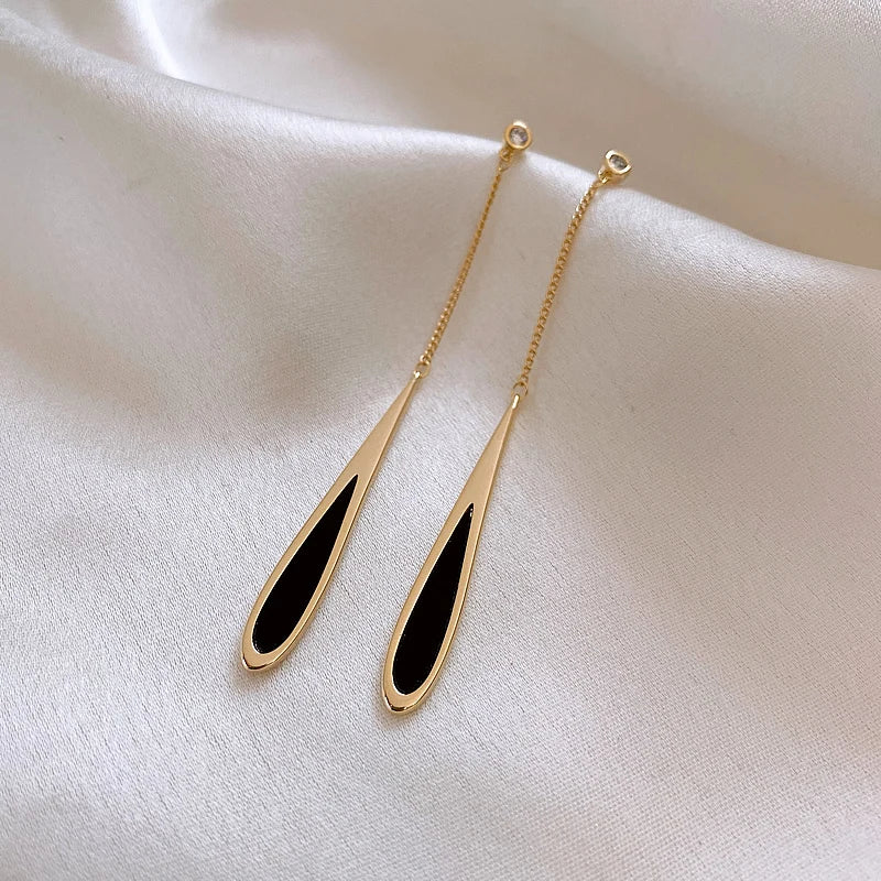 Black Drop Long Earrings