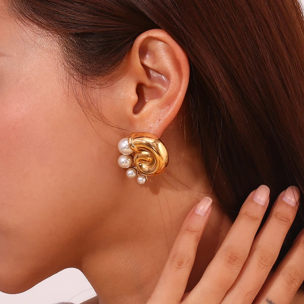 Sea Shell Pearl Earrings