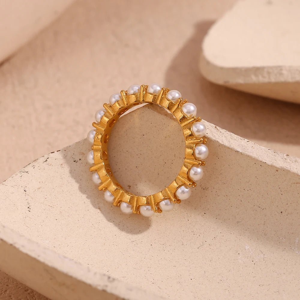 Elegant Pearl Round Ring - Zafinne Jewelry
