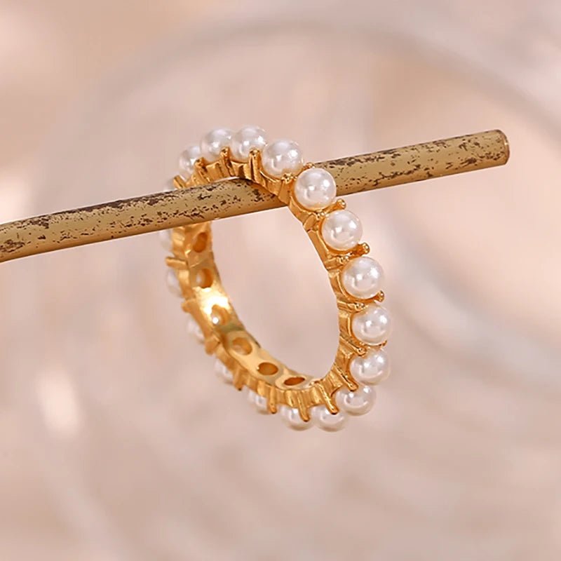 Elegant Pearl Round Ring - Zafinne Jewelry