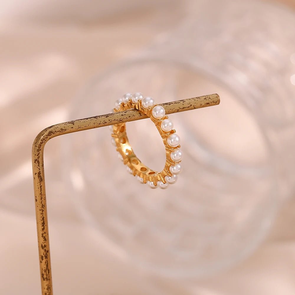 Elegant Pearl Round Ring - Zafinne Jewelry