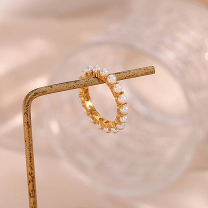 Elegant Pearl Round Ring - Zafinne Jewelry