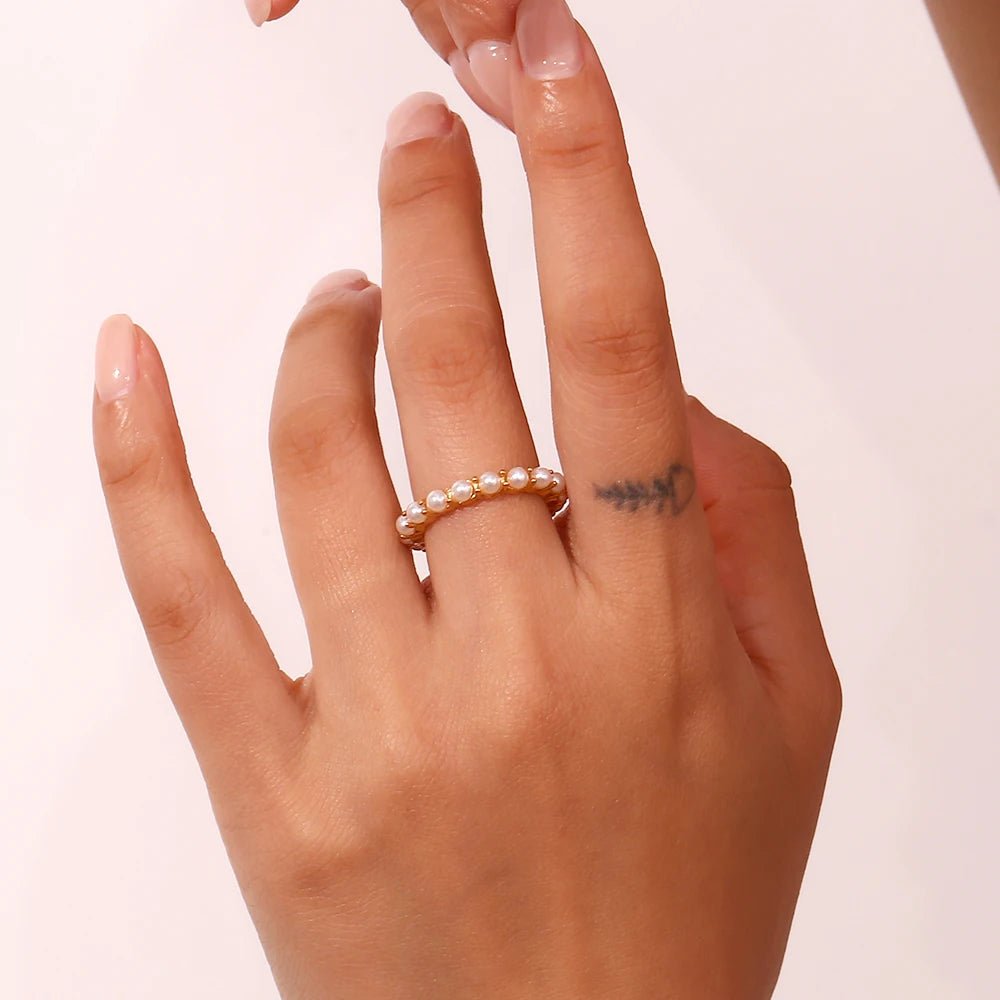 Elegant Pearl Round Ring - Zafinne Jewelry