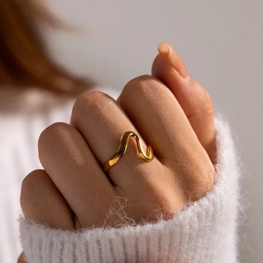 Geometric Adjustable Curved Ring - Zafinne Jewelry