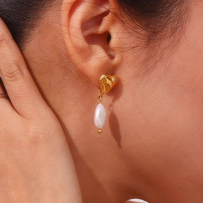 Heart Round Freshwater Pearl Drop Earrings - Zafinne Jewelry