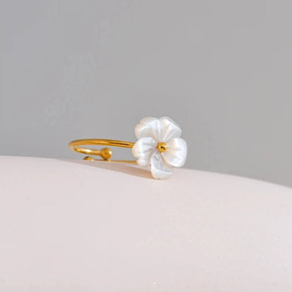 Natural Shell Flower Adjustable Ring - Zafinne Jewelry