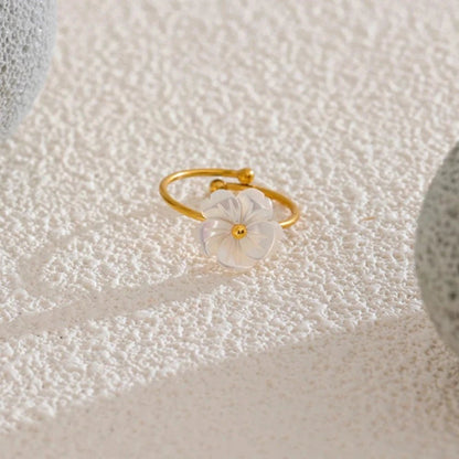 Natural Shell Flower Adjustable Ring - Zafinne Jewelry