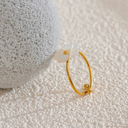 Natural Shell Flower Adjustable Ring - Zafinne Jewelry