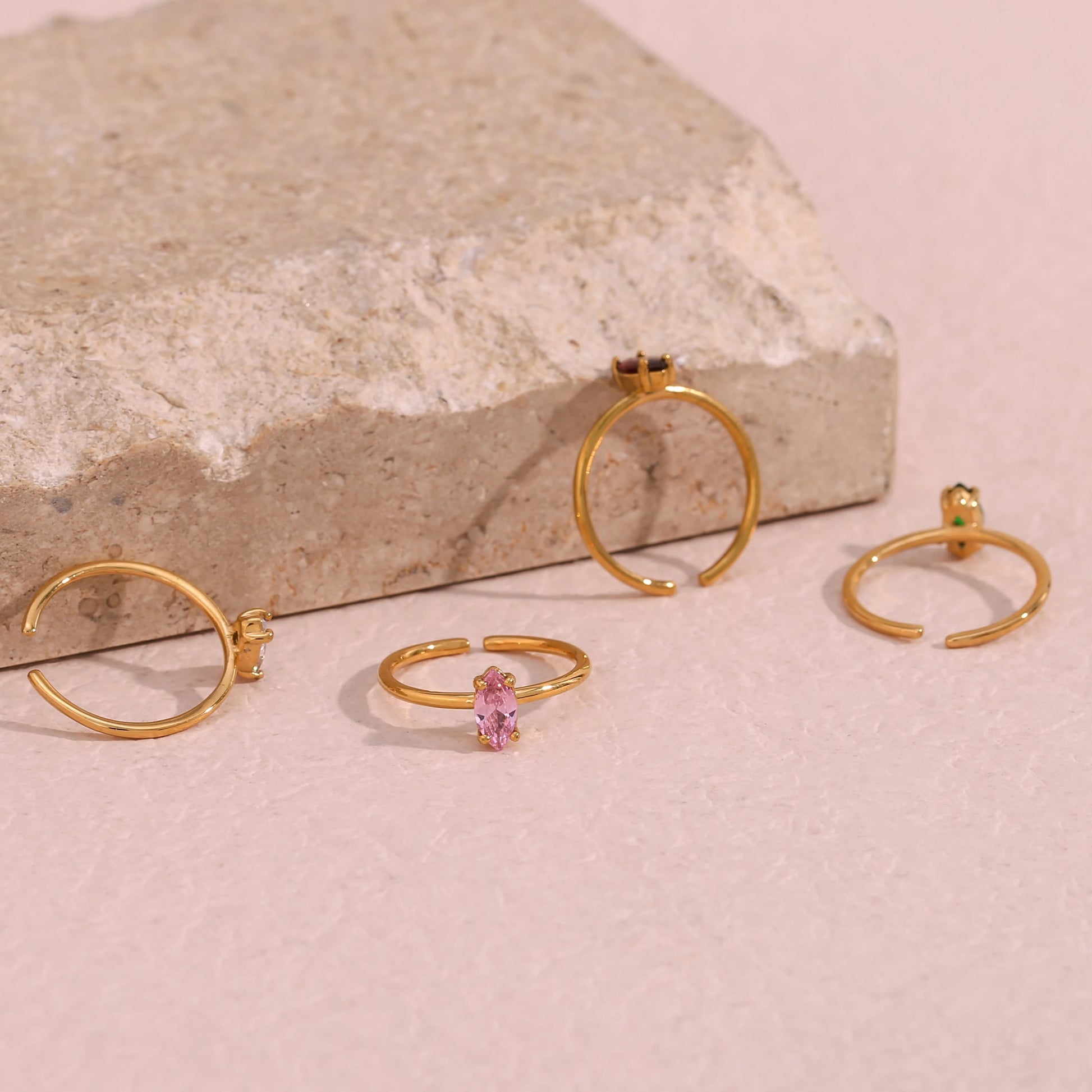 Shiny Oval Zircon Ring - Zafinne Jewelry