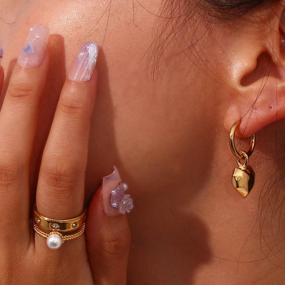 Solid Cutted Heart Hoop Earrings - Zafinne Jewelry