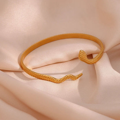 Texture Snake Gold Bangle Bracelet - Zafinne Jewelry