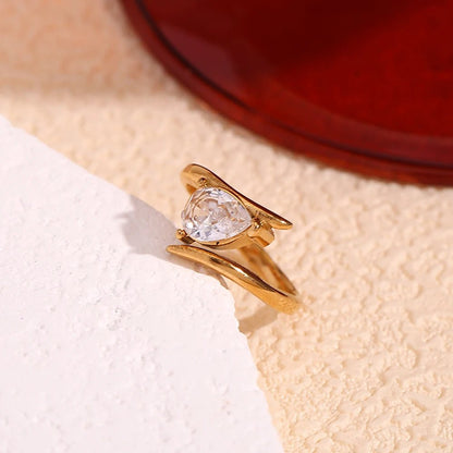 Wing Shaped Water Drop Ring - Zafinne Jewelry